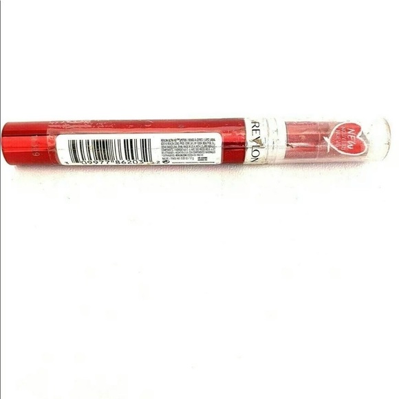Revlon Ultra HD Gel LipColor Lipstick 700 HD Sand - Picture 2 of 6